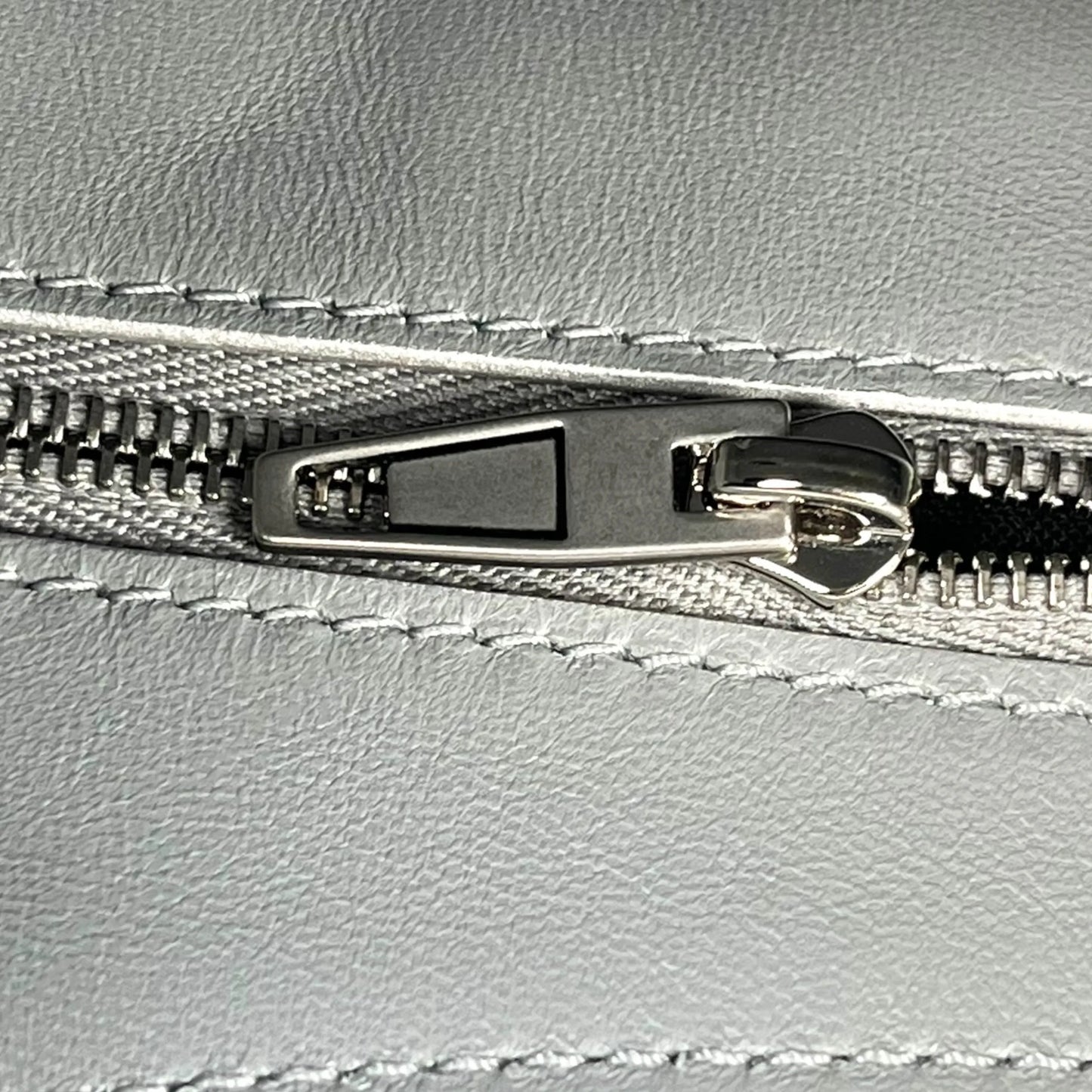 BALENCIAGA Mary Kate Leather Shoulder Bag - Silver 