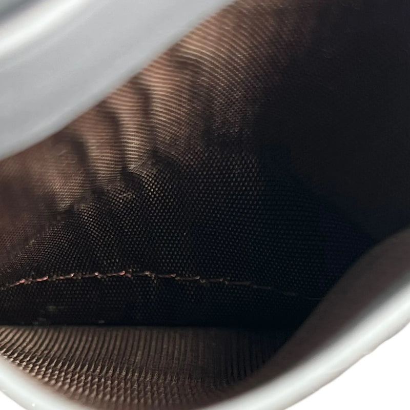 FENDI ピーカブー コンチネンタル ロングウォレット - ブルー