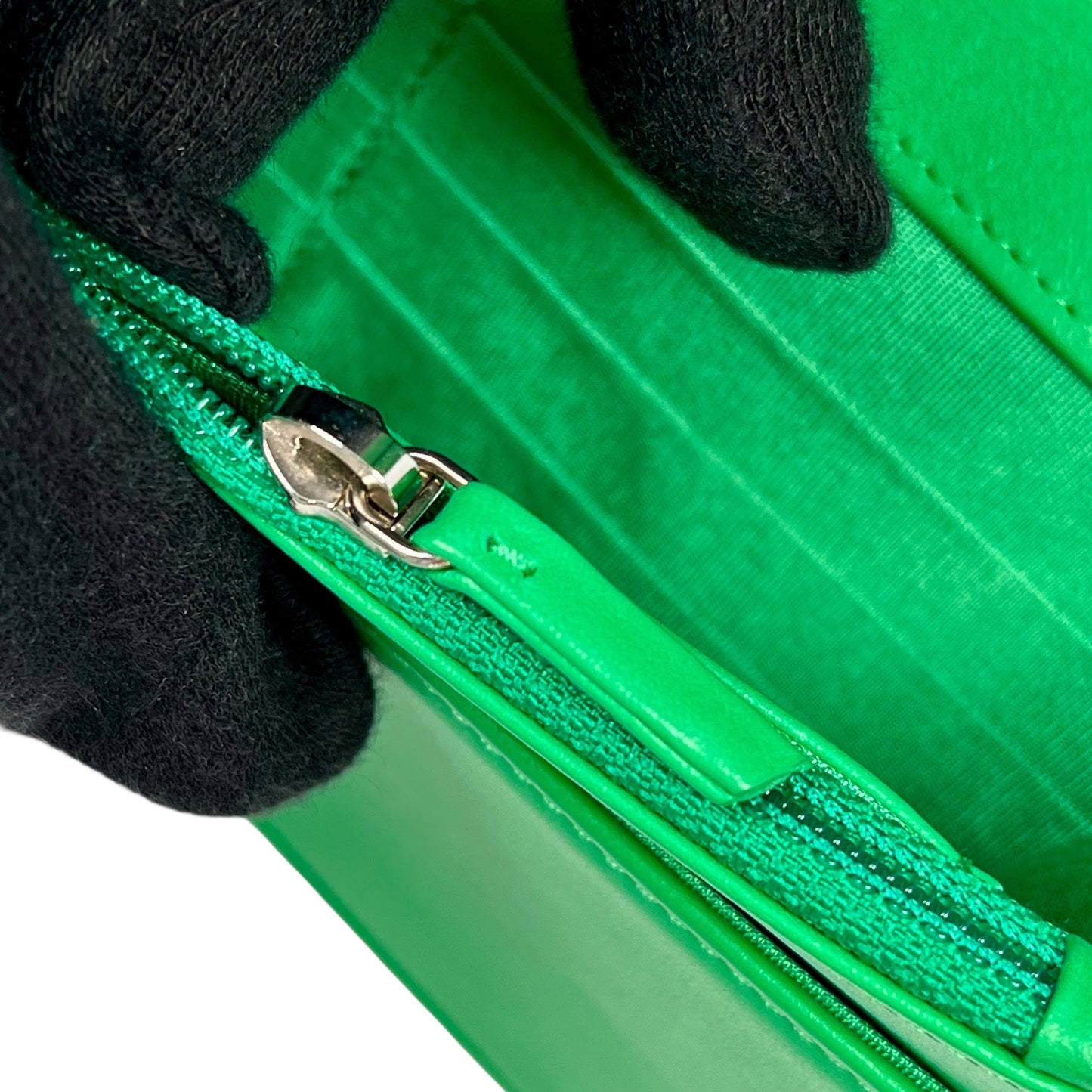 CHANEL Boy Chanel Caviar Leather Chain Wallet Shoulder Bag - Green 