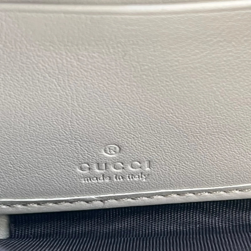 GUCCI Leather Round Zip Long Wallet - Beige 