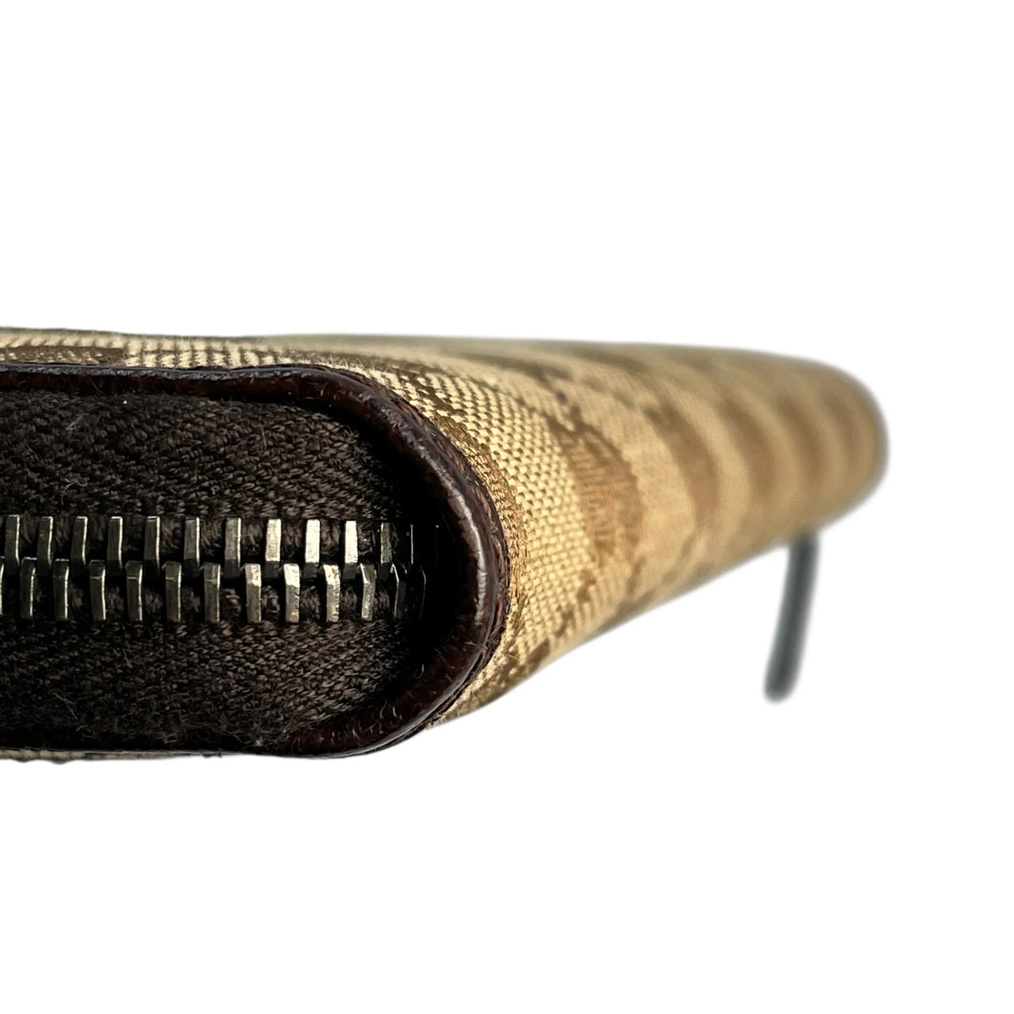 GUCCI キャンバス グッチシマ ラウンドジップ ロングウォレット - ブラウン