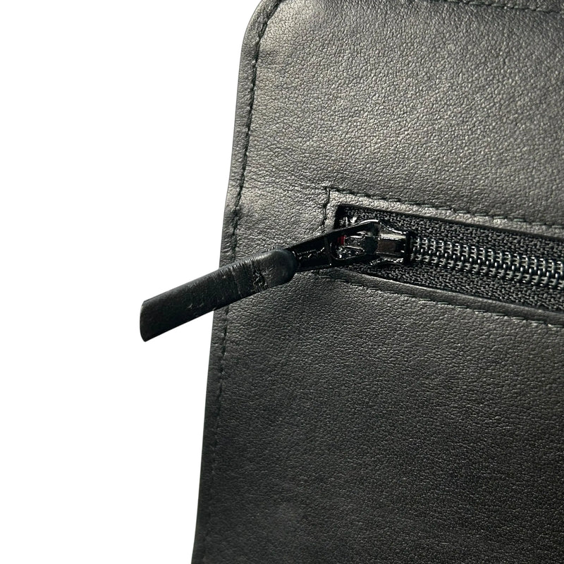 CHANEL Gabrielle de Chanel Chain Wallet - Beige x Black 