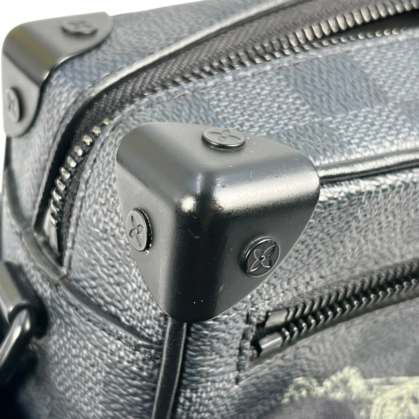 LOUIS VUITTON ミニ ソフト トランク モノグラム エクリプス ショルダーバッグ - ブラック