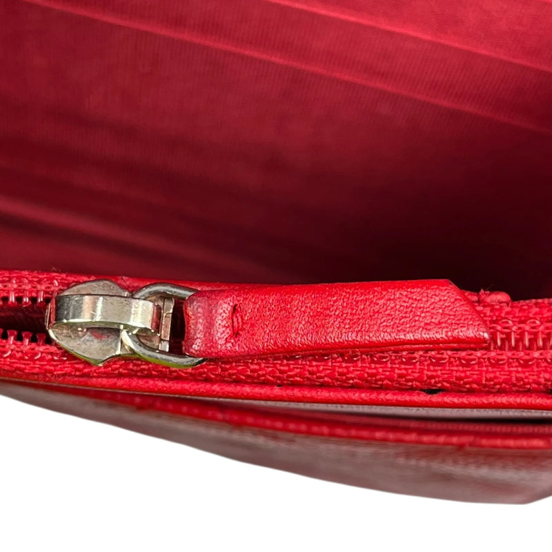 CHANEL CC Filigree Caviar Leather Chain Wallet - Red 