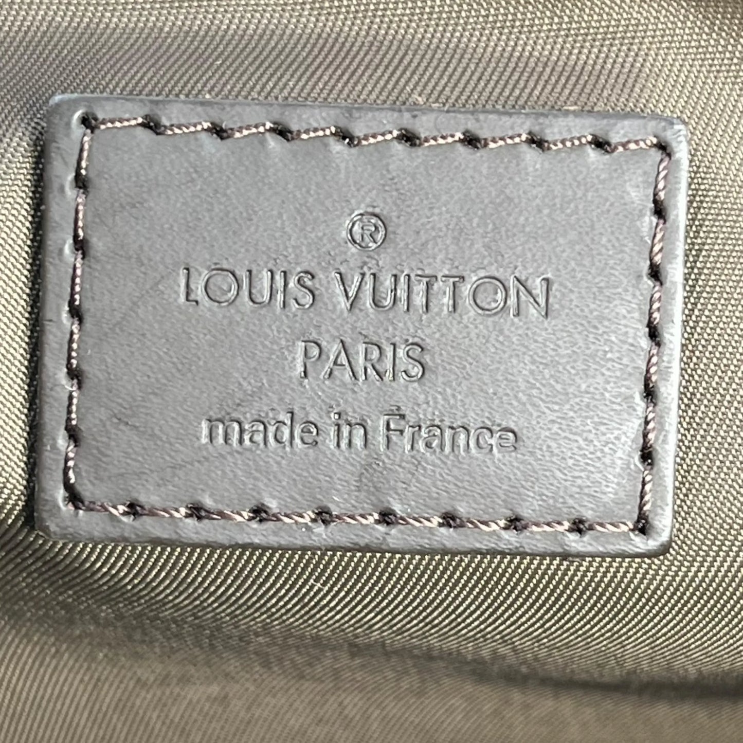 LOUIS VUITTON Acrobat Damier Geant Shoulder Bag - Black