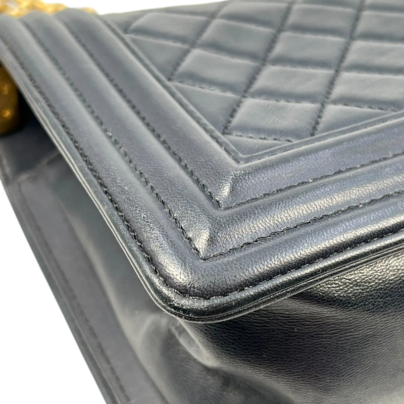 CHANEL Boy Chanel 25 Lambskin Chain Shoulder Bag - Navy 