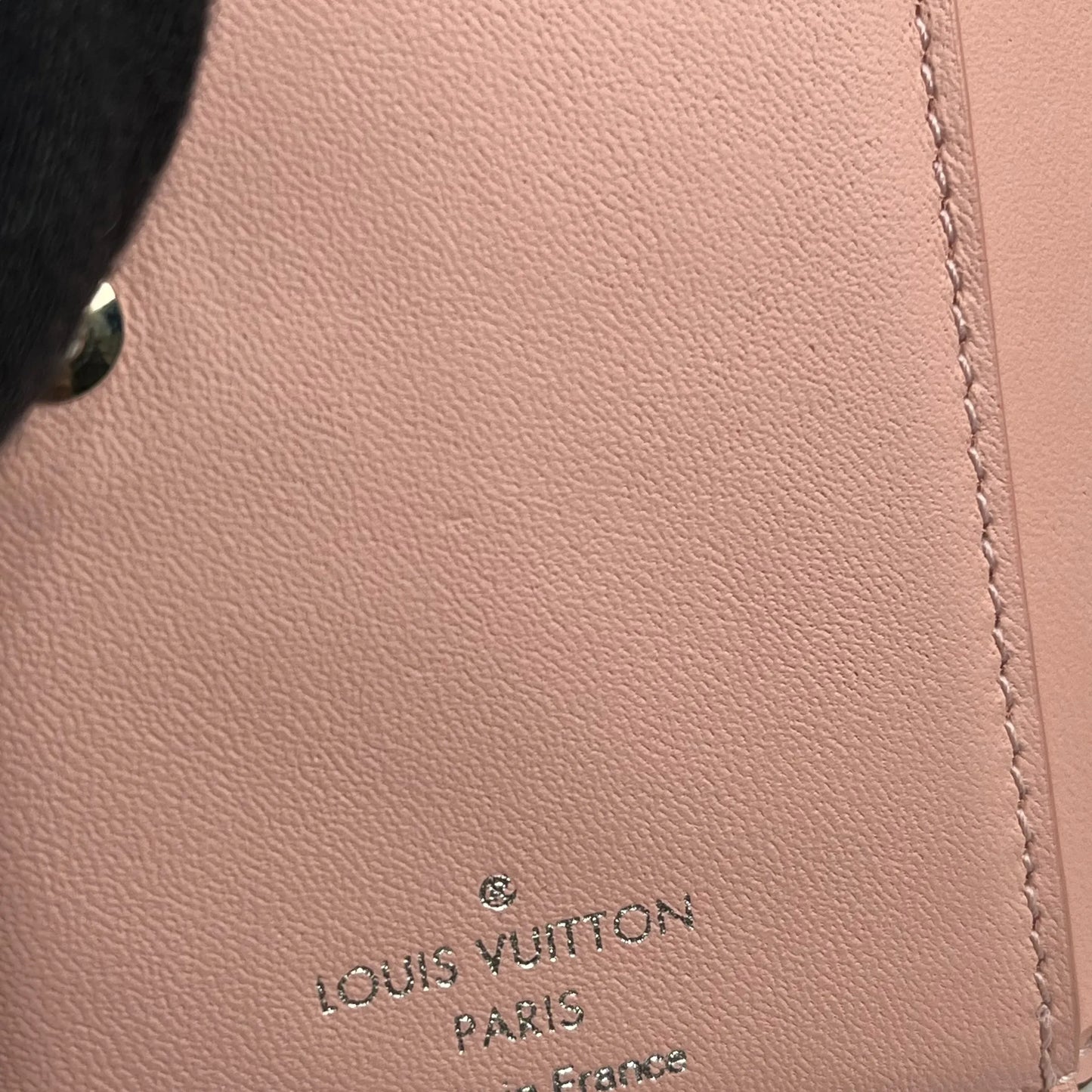 Louis Vuitton Portefeuille Claire Bifold Compact Wallet - White 
