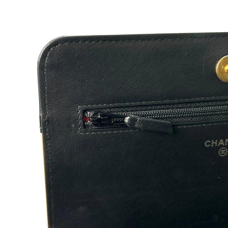 CHANEL Gabrielle de Chanel Chain Wallet - Beige x Black 