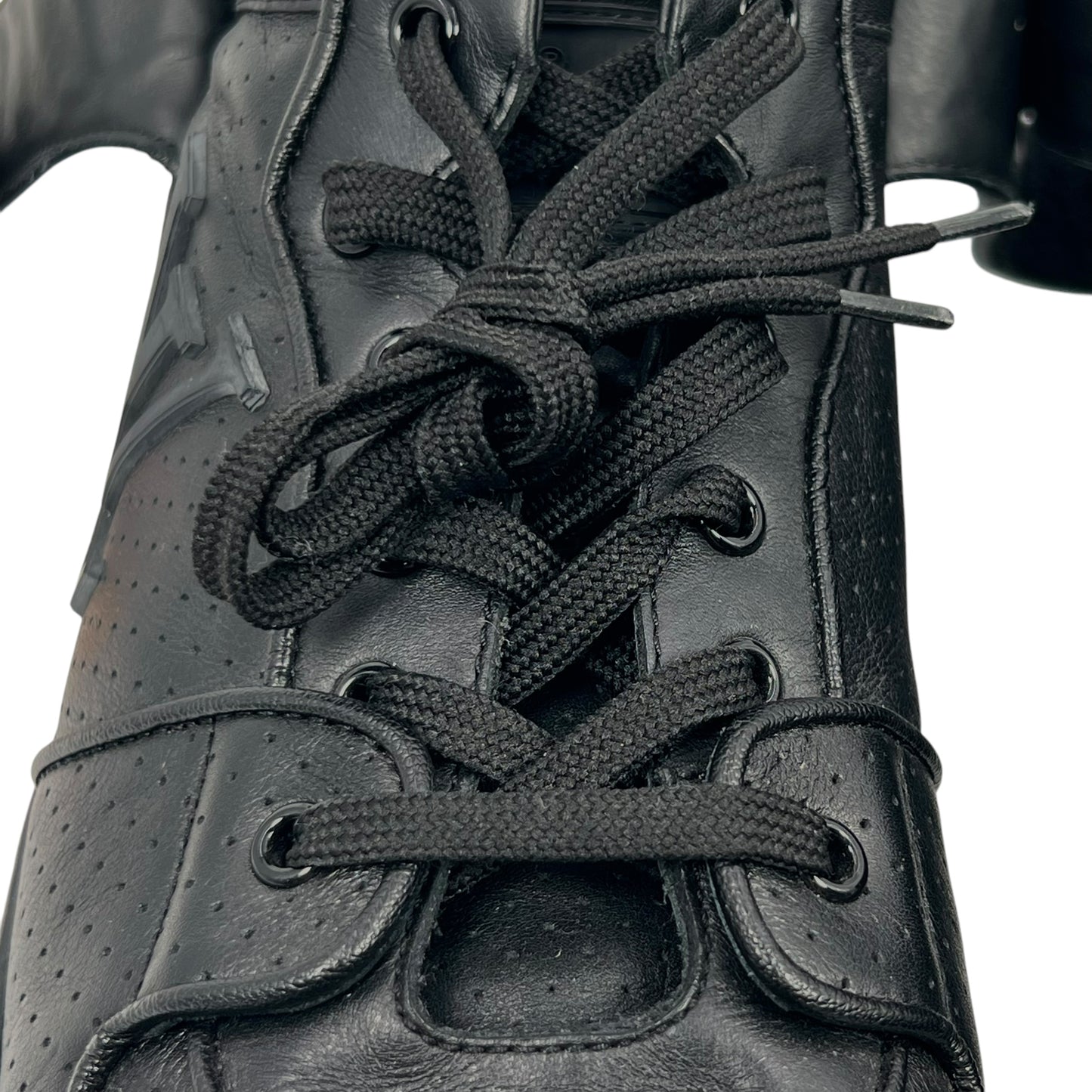 Louis Vuitton Black Leather Sneakers for Men - Black 