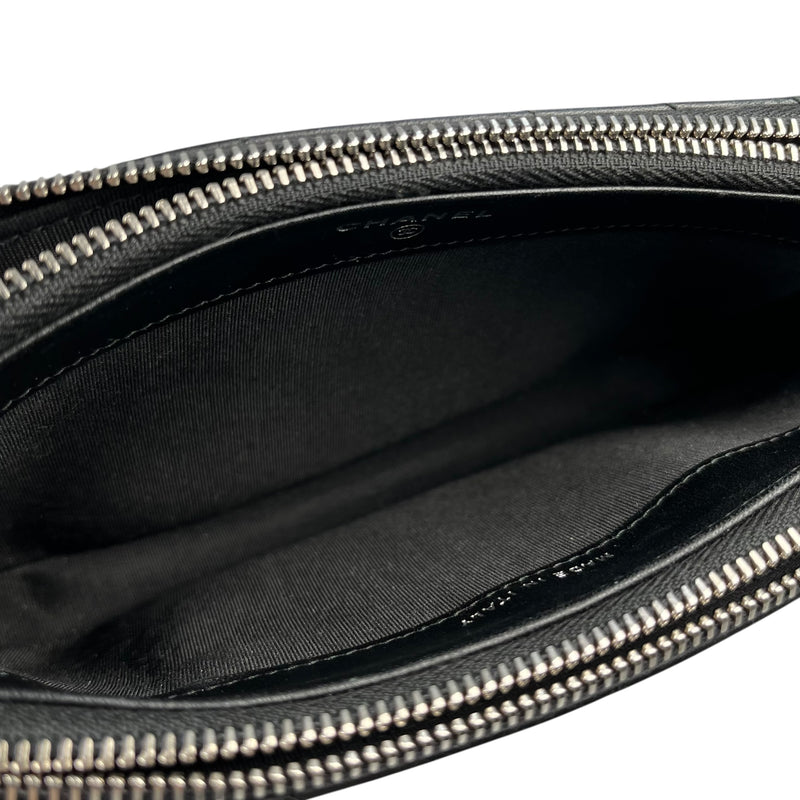 CHANEL Chevron Lambskin Chain Wallet - Black 
