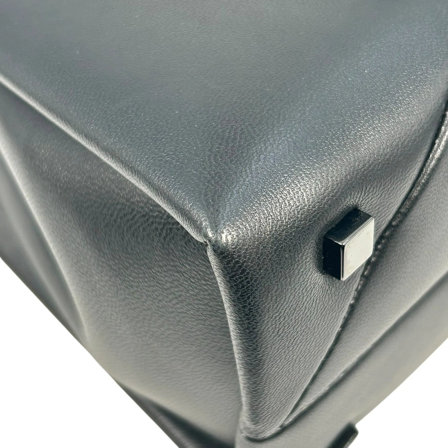 VALENTINO Garavani One Stud Handbag/Shoulder Bag - Black 