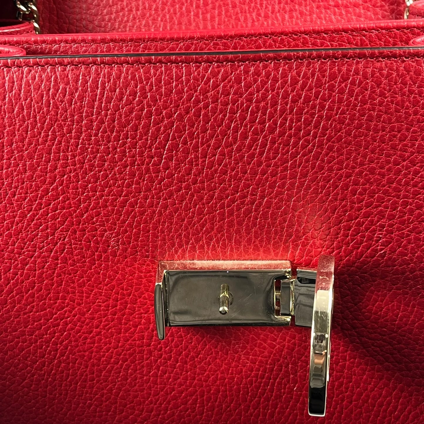 GUCCI Interlocking G Shoulder Bag - Red 
