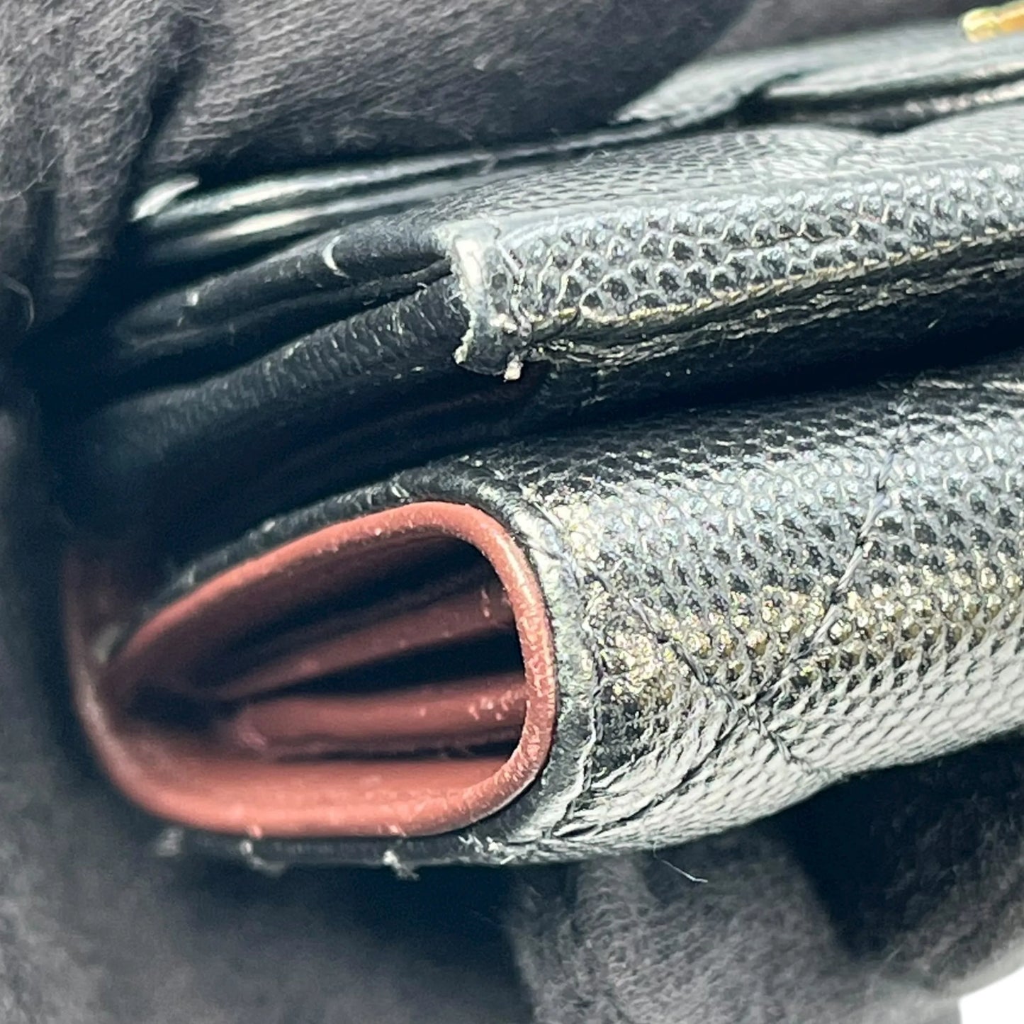 CHANEL Classic Small Flap Compact Wallet in Caviar Leather - Black 