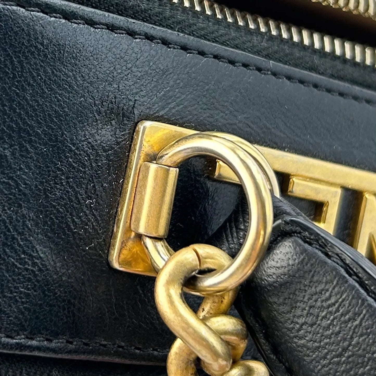 CHANEL Matelasse Vanity Bag with Chain Shoulder Bag - Black 