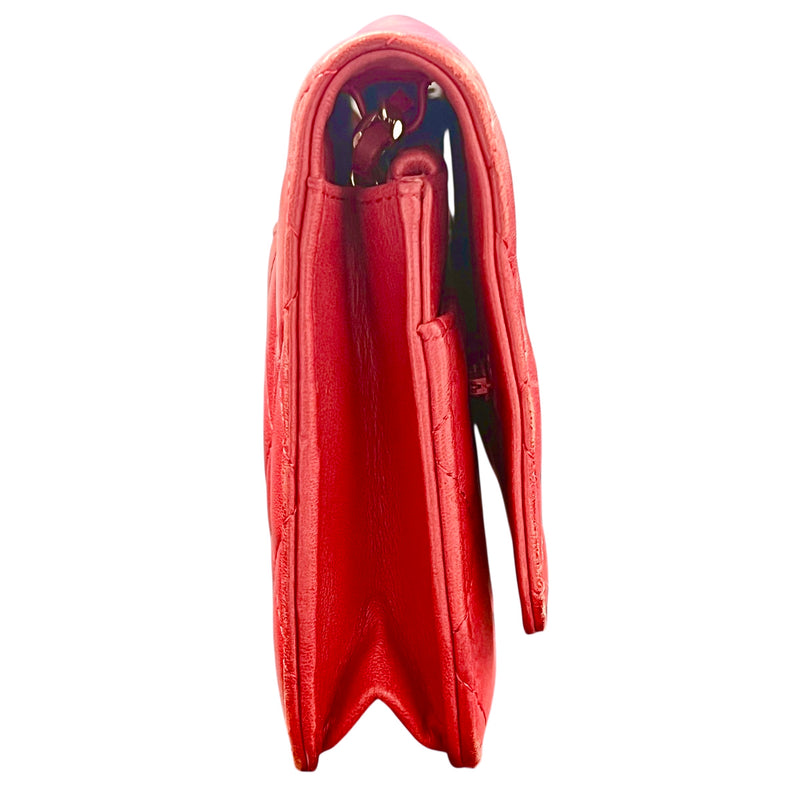 CHANEL Matelasse Chain Wallet Shoulder Bag - Red 