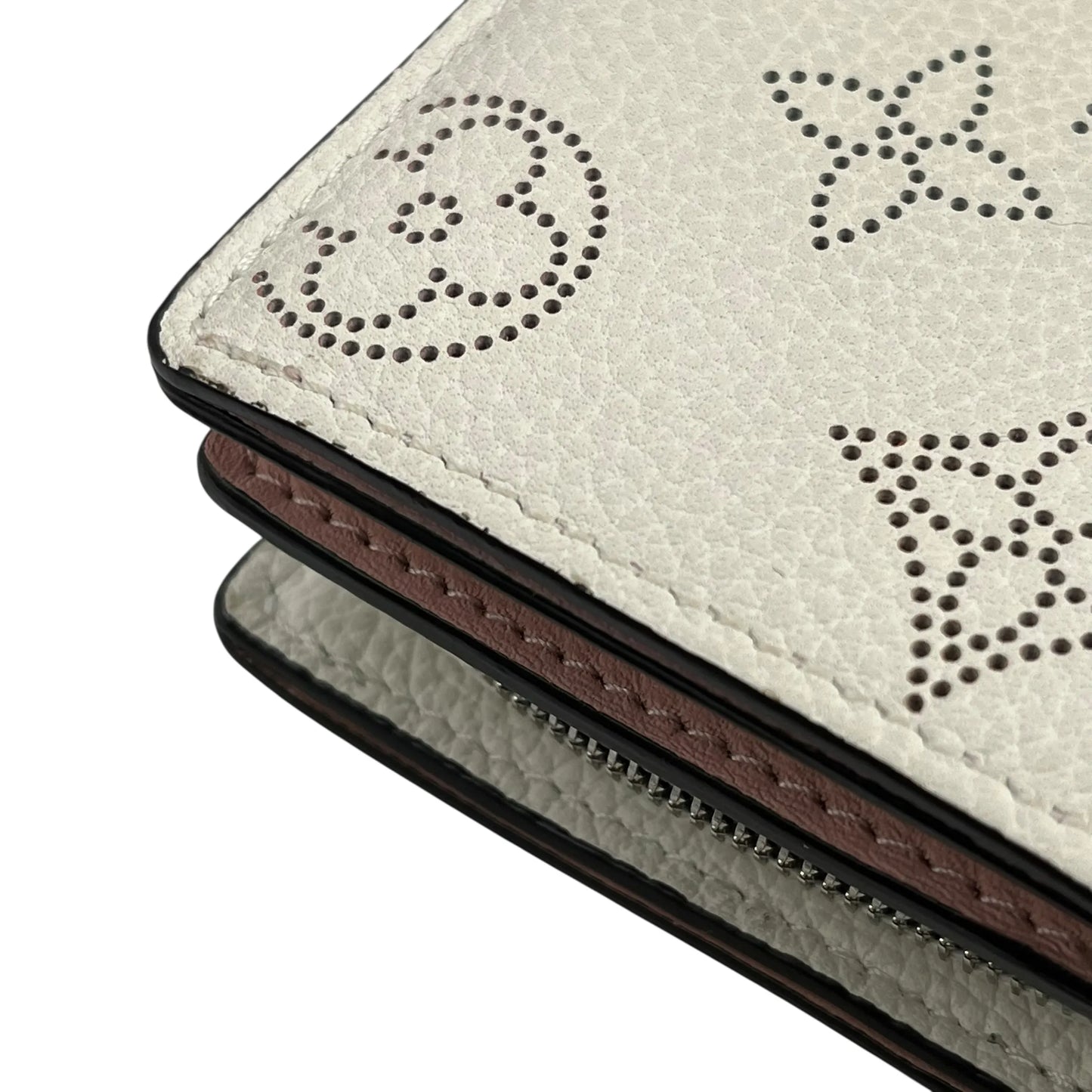 Louis Vuitton Portefeuille Claire Bifold Compact Wallet - White 