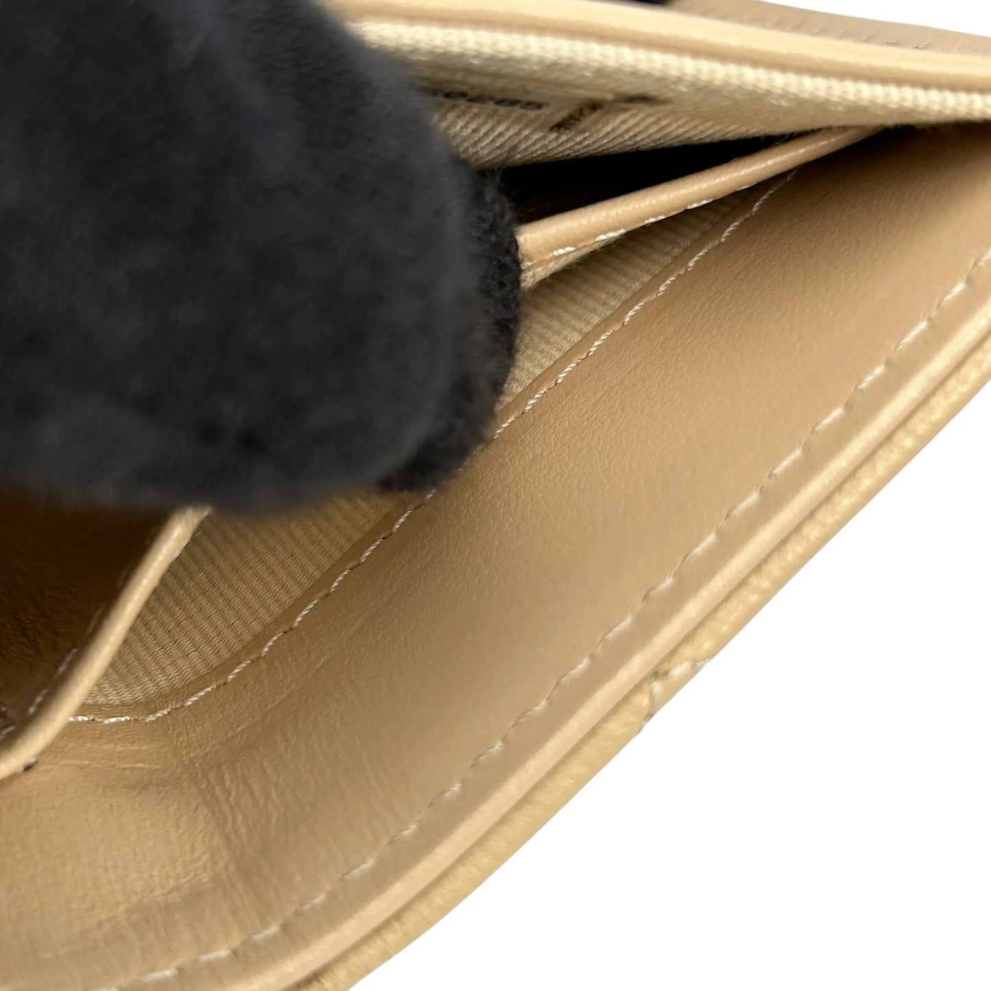 CHANEL Matelasse 19 Tri-fold Compact Wallet - Beige 