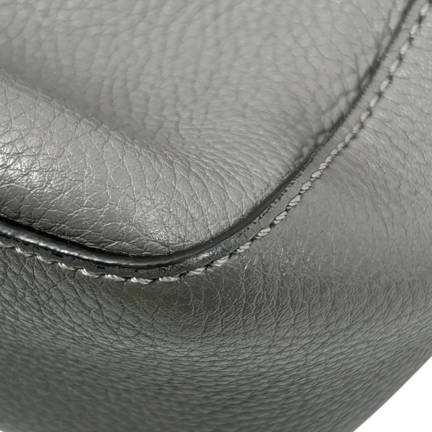 FENDI Baguette Messenger Bag Leather Shoulder Bag - Grey 