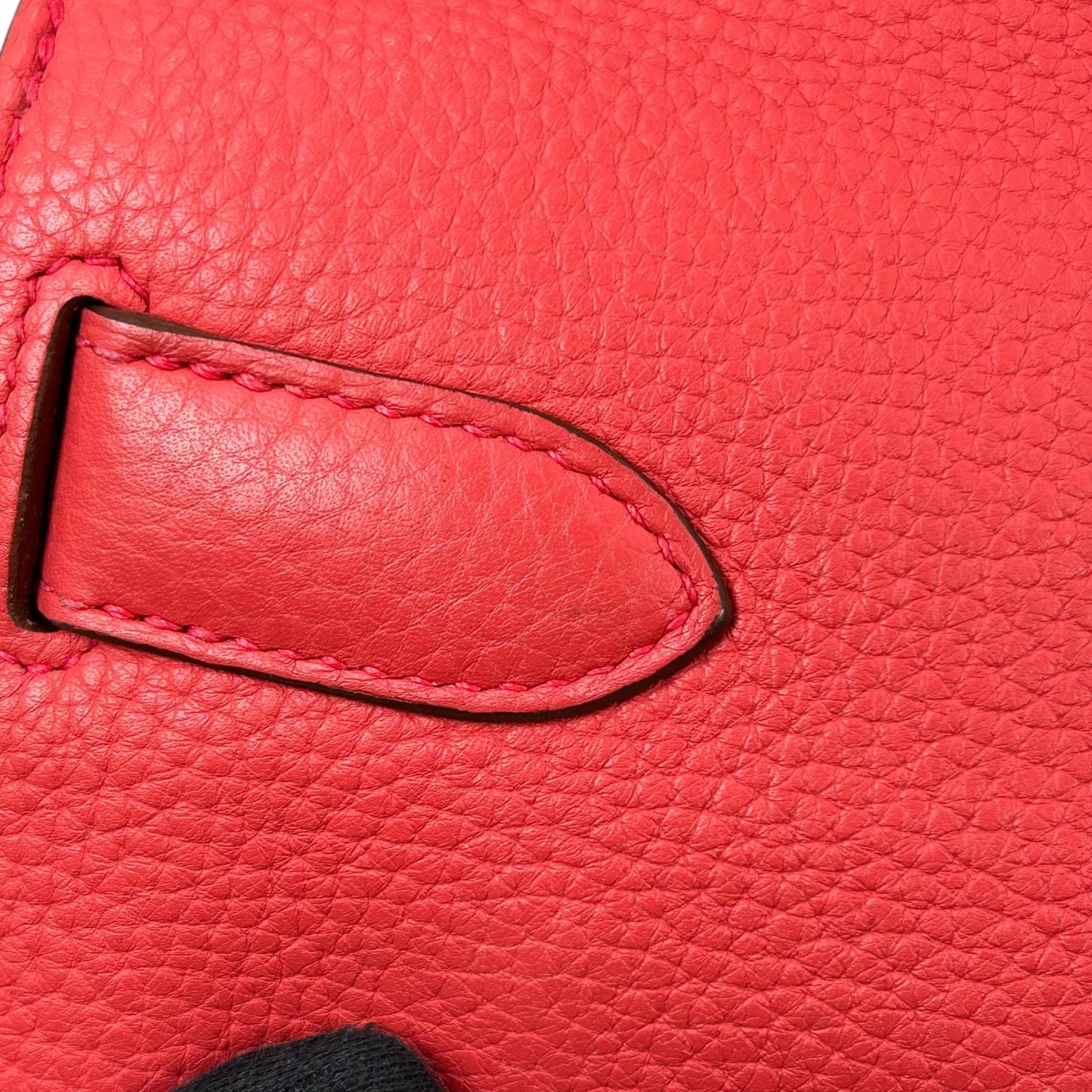 Hermès Gypsiere 37 Shoulder Bag in Taurillon Clemence Leather with N Stamp (2010) - Red 