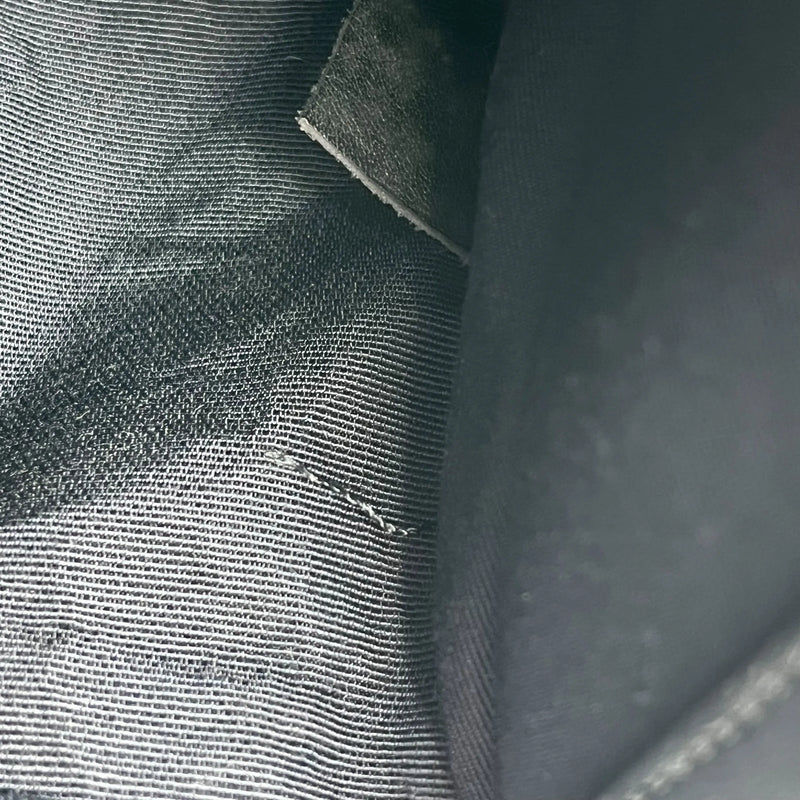 CHANEL Boy Chanel 25 Lambskin Chain Shoulder Bag - Navy 