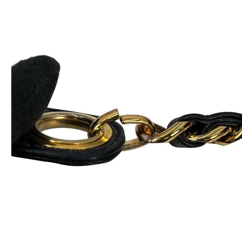 CHANEL CCロゴ ラムスキン チェーンショルダーバッグ - ブラック