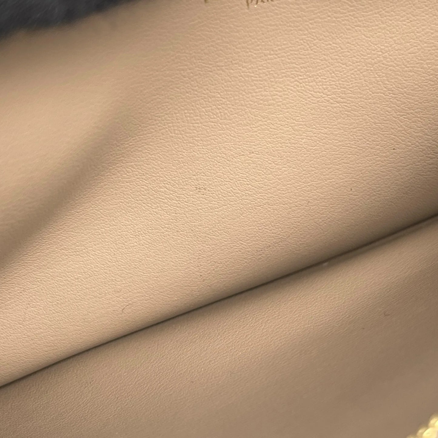 LOUIS VUITTON Pochette Felicie Monogram Empreinte Chain Wallet - Beige 