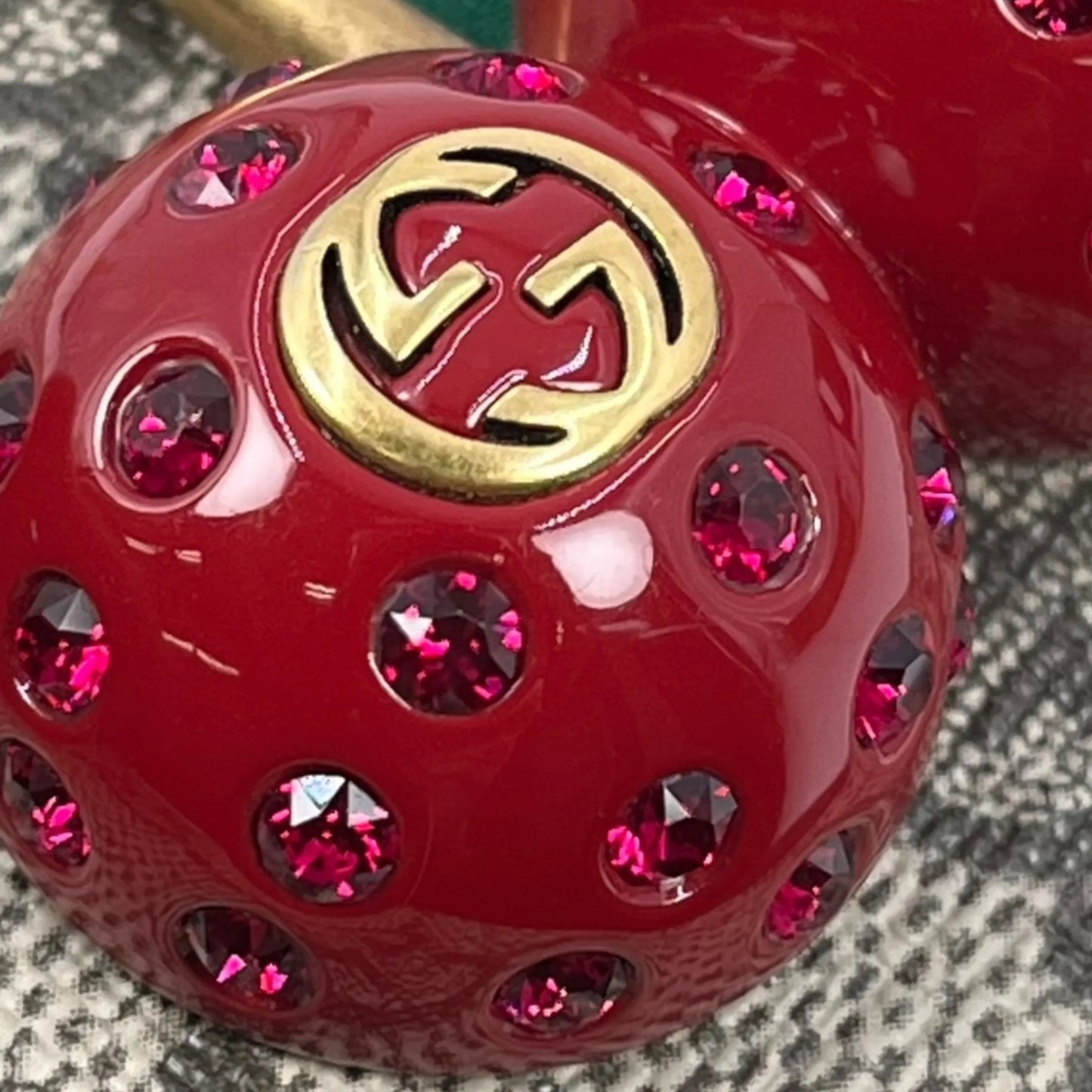 GUCCI GG Supreme Canvas Cherry Bifold Compact Wallet - Beige 