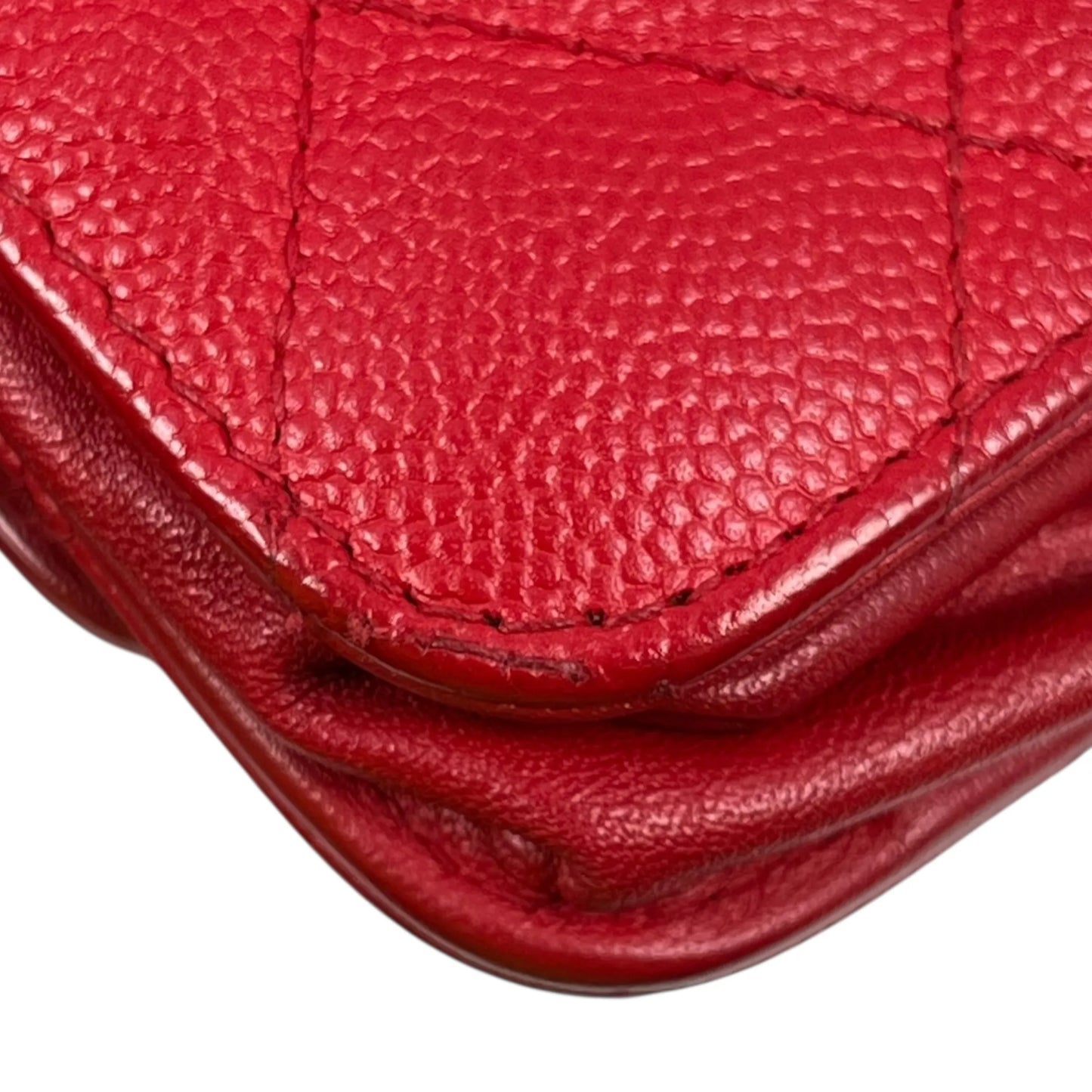 CHANEL CC Filigree Caviar Leather Chain Wallet - Red 