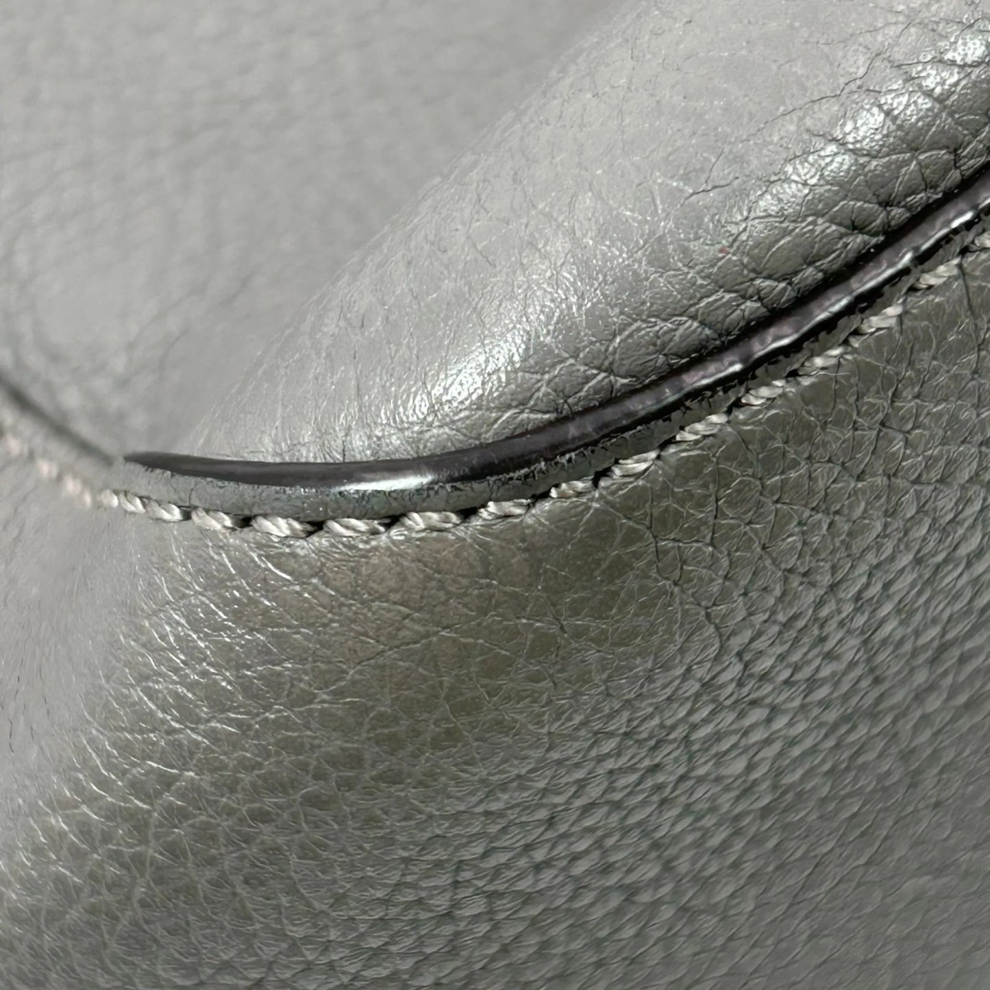 FENDI Baguette Messenger Bag Leather Shoulder Bag - Grey 