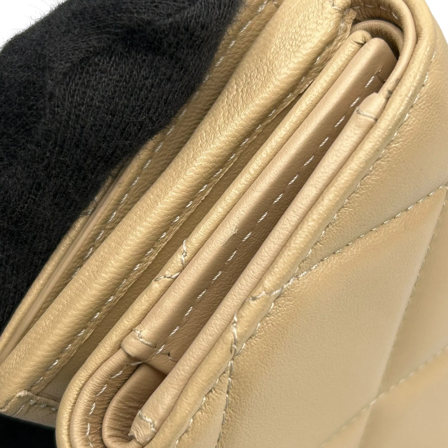 CHANEL Matelasse 19 Tri-fold Compact Wallet - Beige 