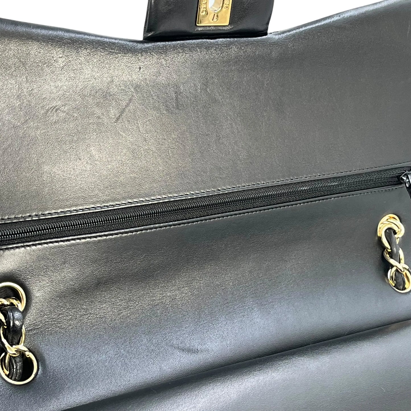 CHANEL Matelasse W-flap Chain Shoulder Bag - Black 