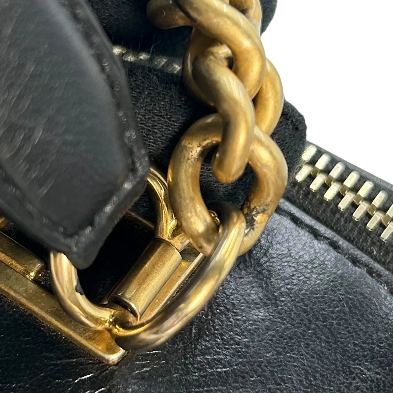 CHANEL Matelasse Vanity Bag with Chain Shoulder Bag - Black 