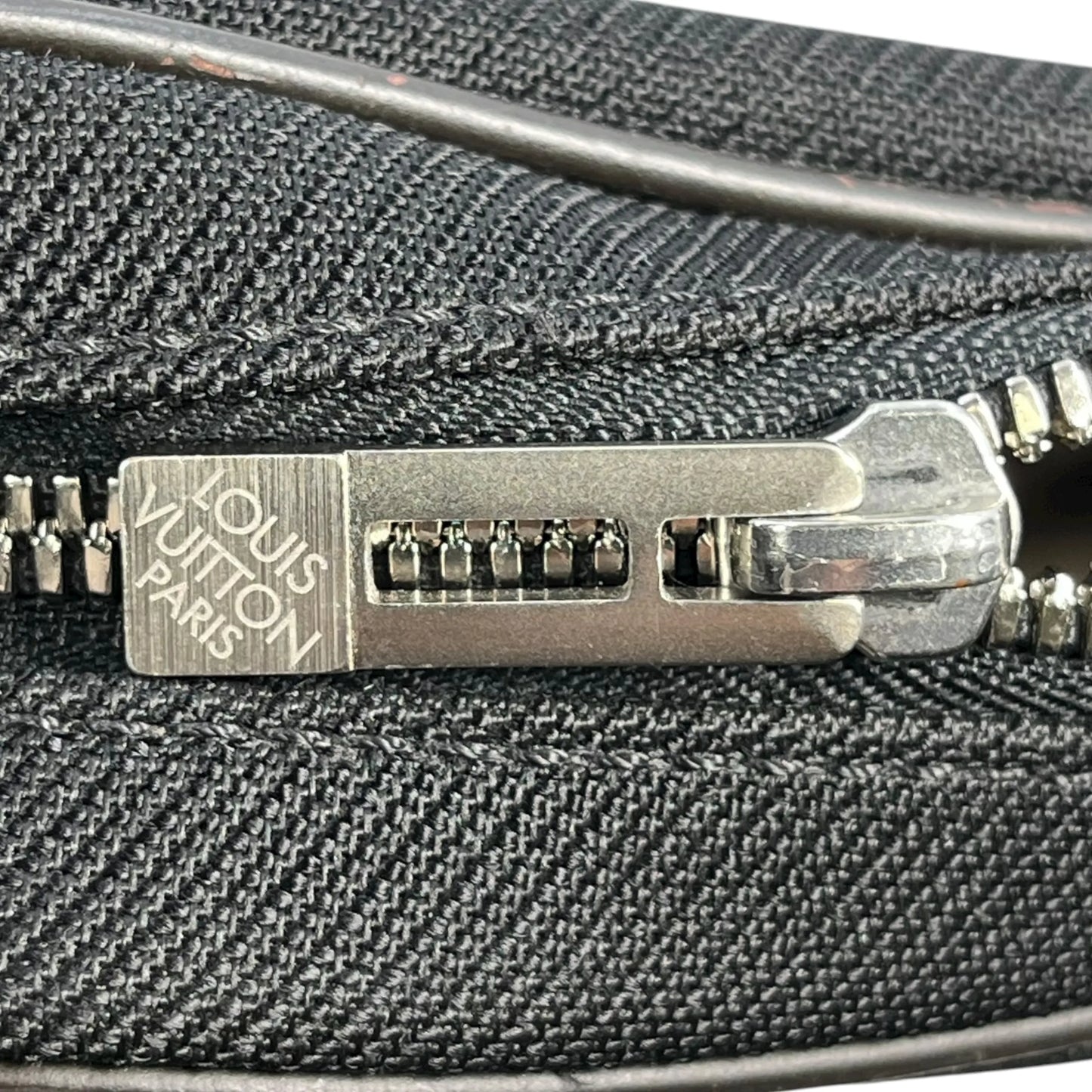 LOUIS VUITTON Acrobat Damier Geant Shoulder Bag - Black