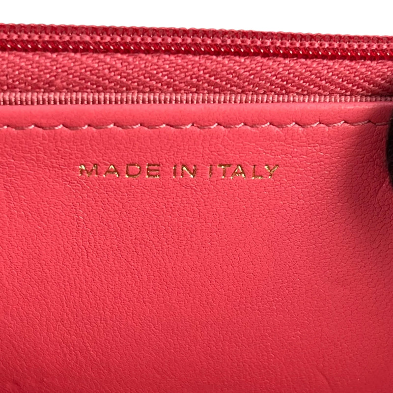 CHANEL Matelassé Lambskin Chain Wallet - Pink 