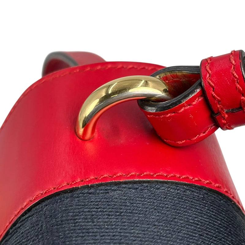 GUCCI Sylvie Chain Mini Handbag/Shoulder Bag - Red 