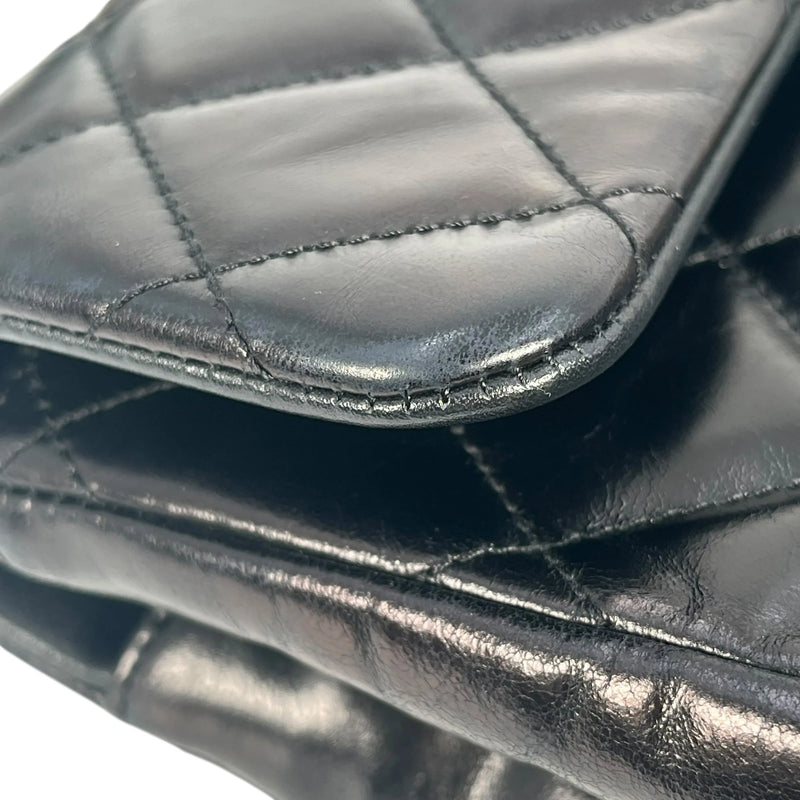 CHANEL Matelasse Top Handle Handbag with Chain Shoulder Bag - Black 