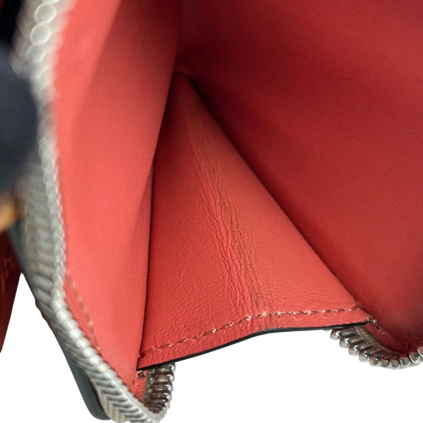 Loewe Slim Zip Bifold Wallet in Calfskin - Beige 