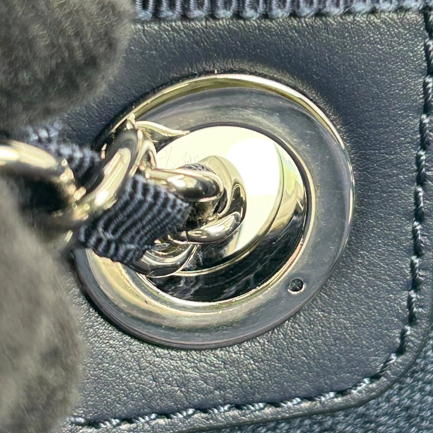 CHANEL Deauville MM Canvas Tote Bag - Navy 