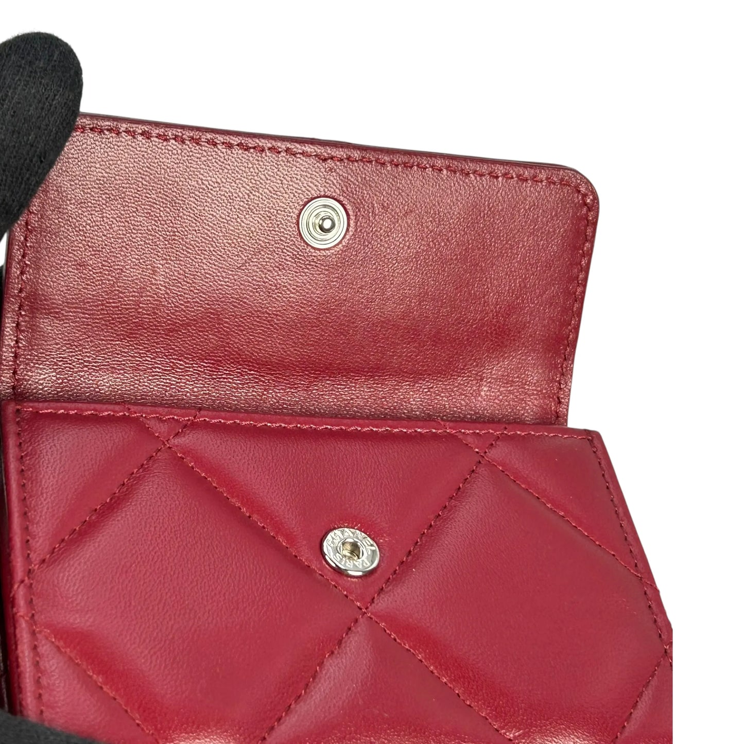 CHANEL マトラッセ シャネル 19 三つ折り財布 コンパクトウォレット - レッド