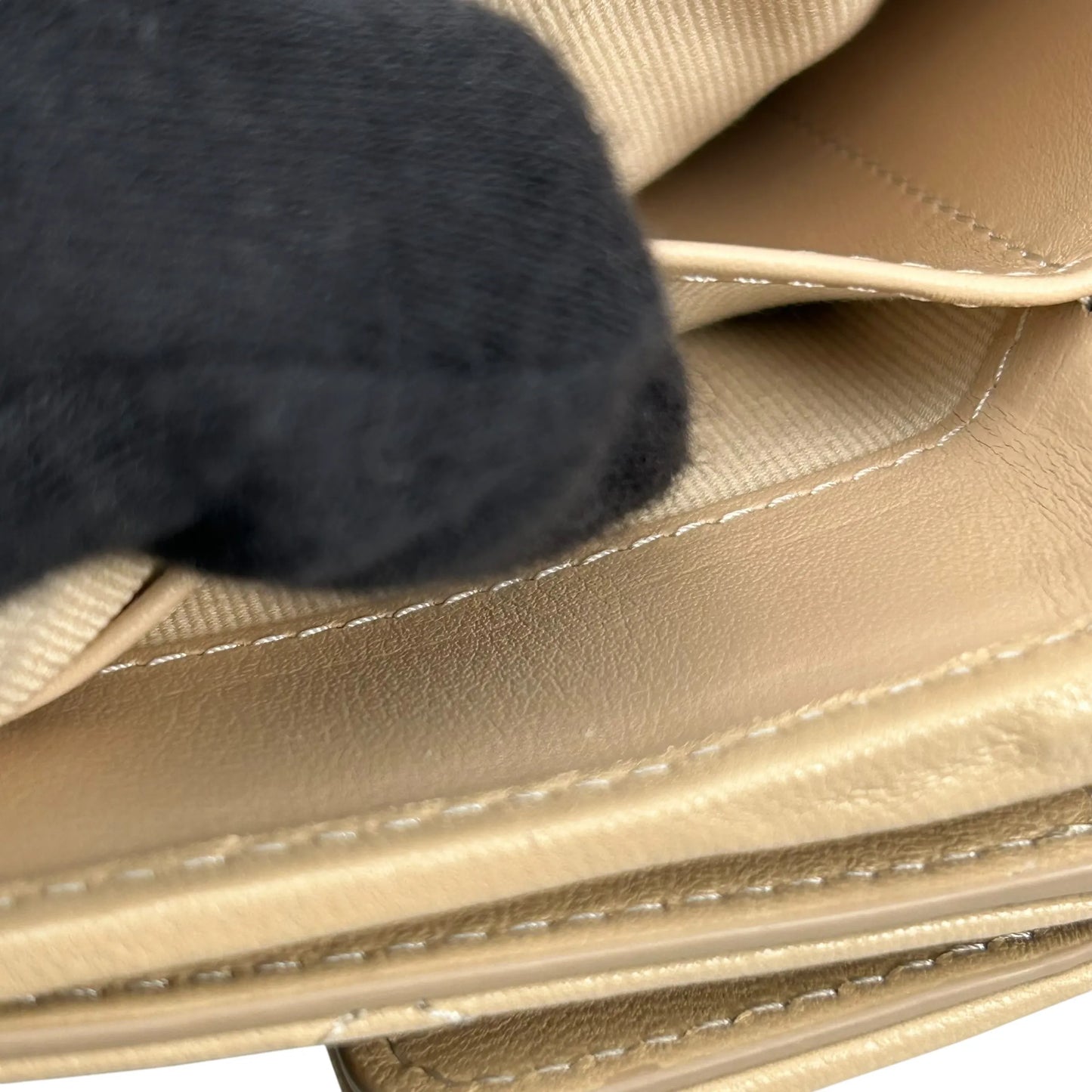 CHANEL Matelasse 19 Tri-fold Compact Wallet - Beige 