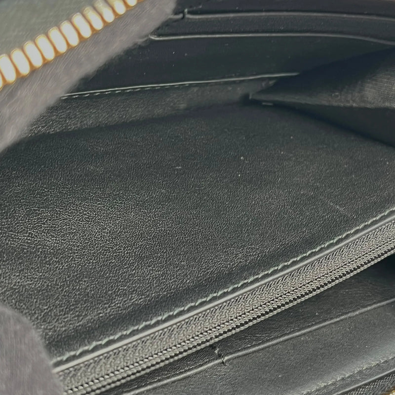 GUCCI Micro Guccissima Round Zip Long Wallet - Black 