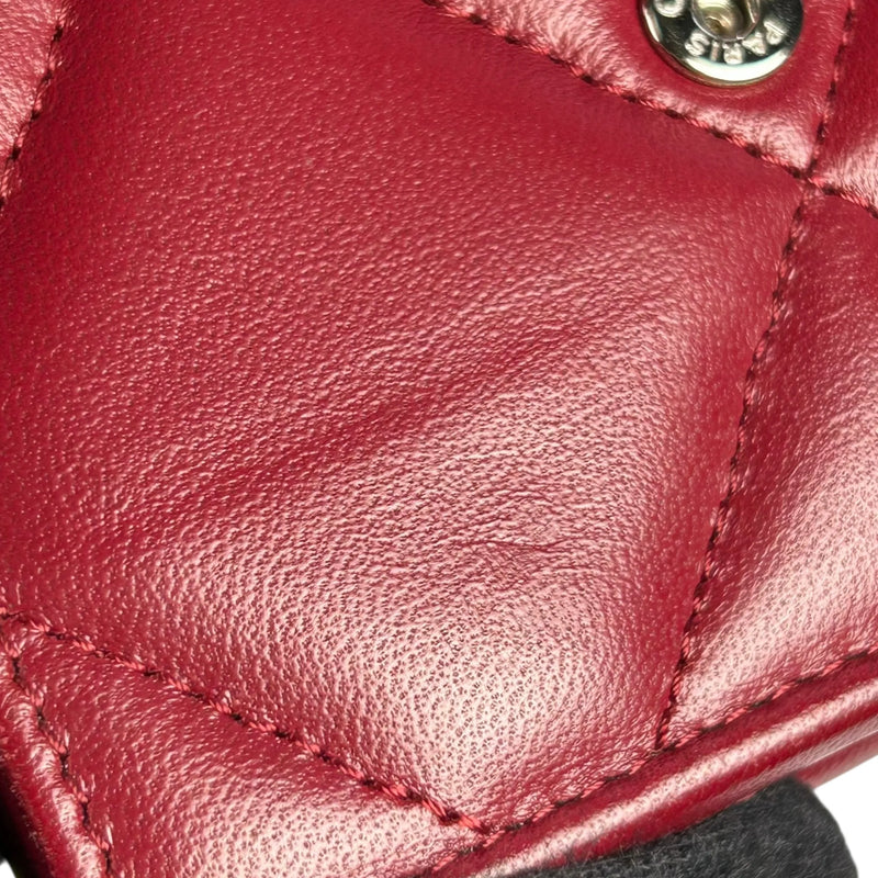 CHANEL マトラッセ シャネル 19 三つ折り財布 コンパクトウォレット - レッド