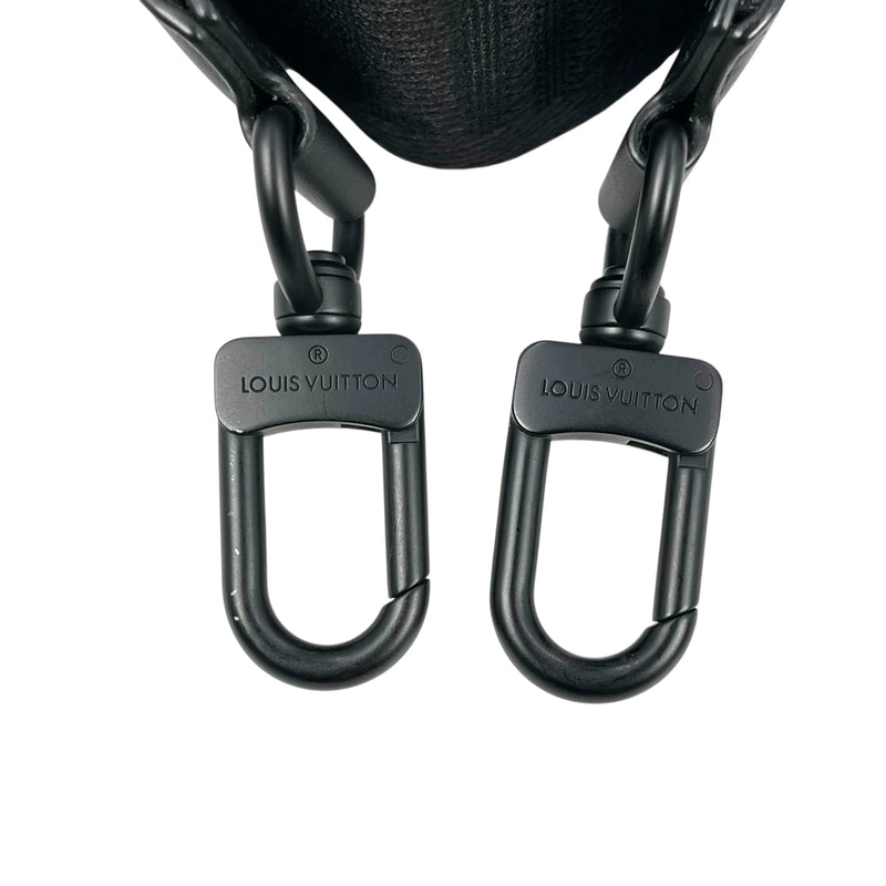 Louis Vuitton Takeoff Messenger PM Calfskin Shoulder Bag - Black 