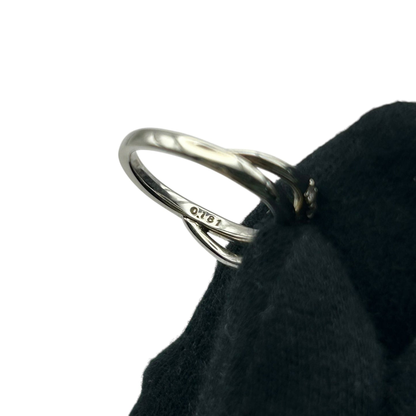 4°C Diamond Cross Wave Ring Jewelry - Pt950 