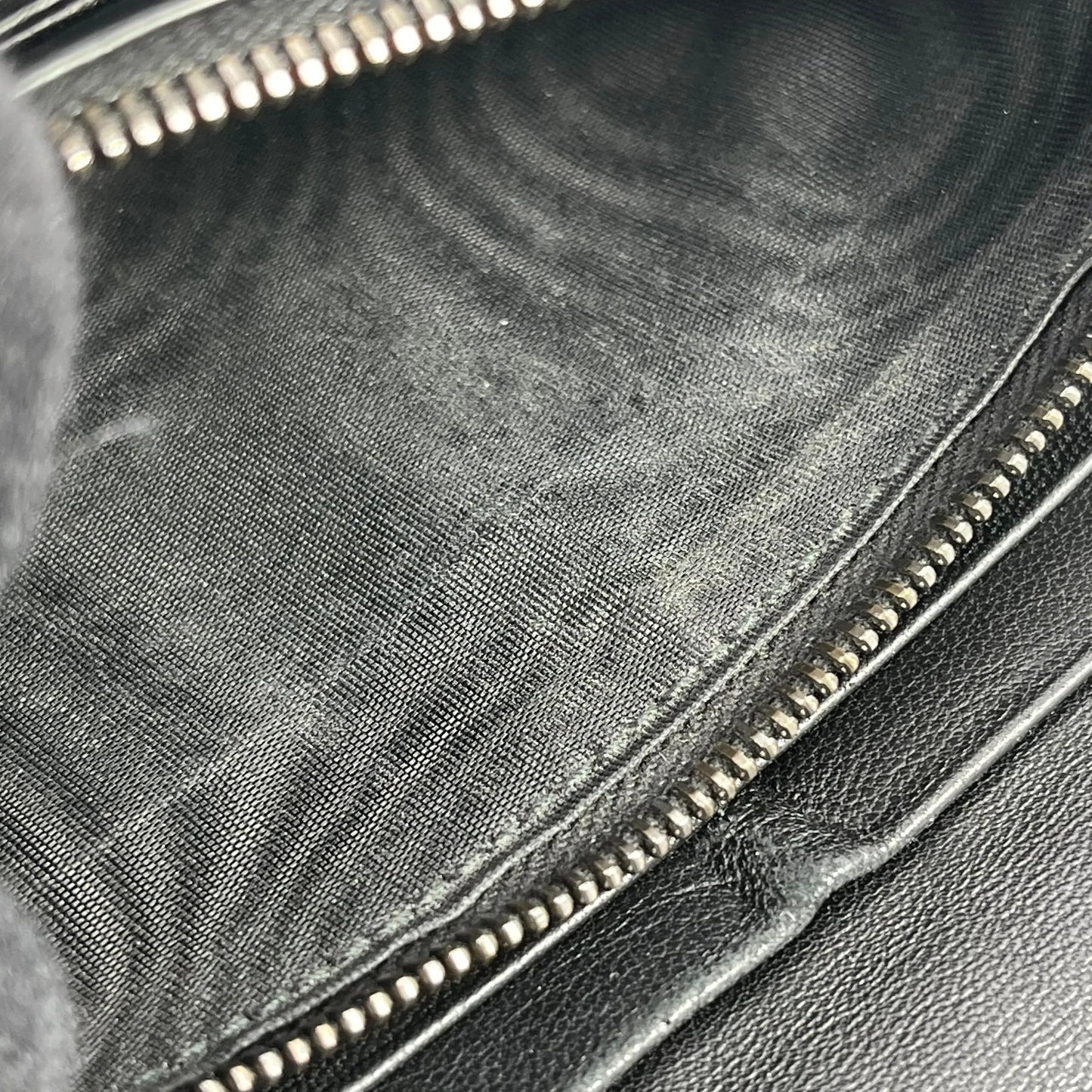 BOTTEGA VENETA イントレチャート レザー 長財布 ロングウォレット - ブラック