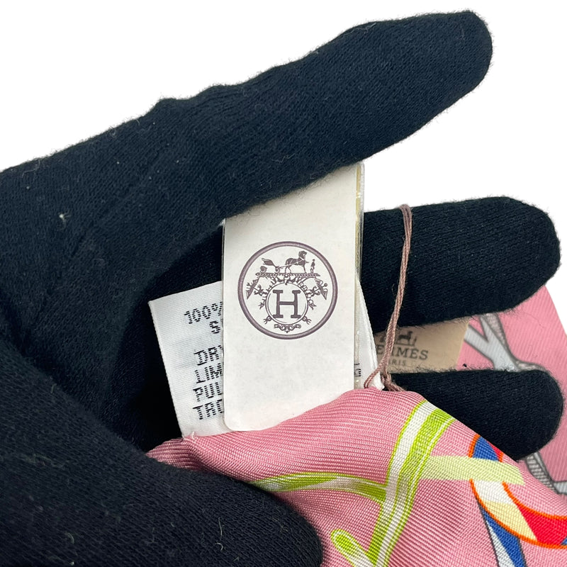 Hermès Twilly Scarf Dore Boucle - Pink, Beige, Multicolor 