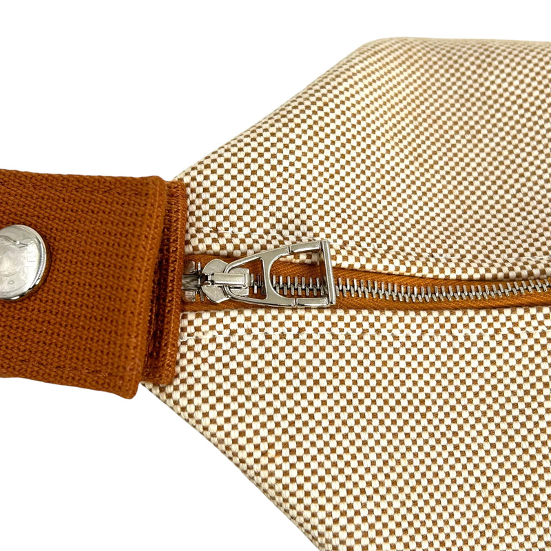 HERMES Bridesmaid Black GM Cotton Canvas Handbag - Beige 