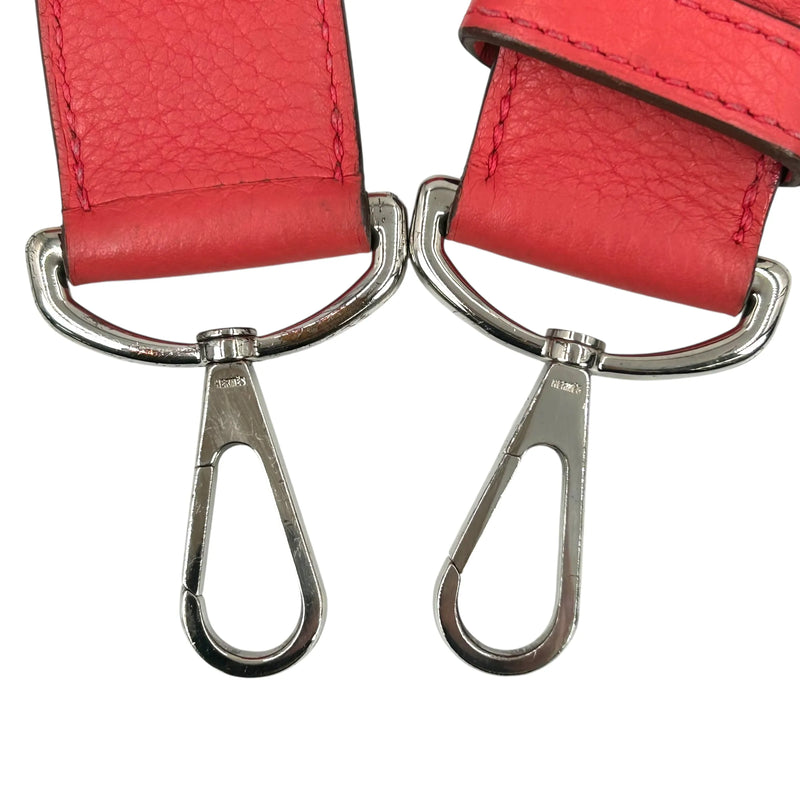 Hermès Gypsiere 37 Shoulder Bag in Taurillon Clemence Leather with N Stamp (2010) - Red 