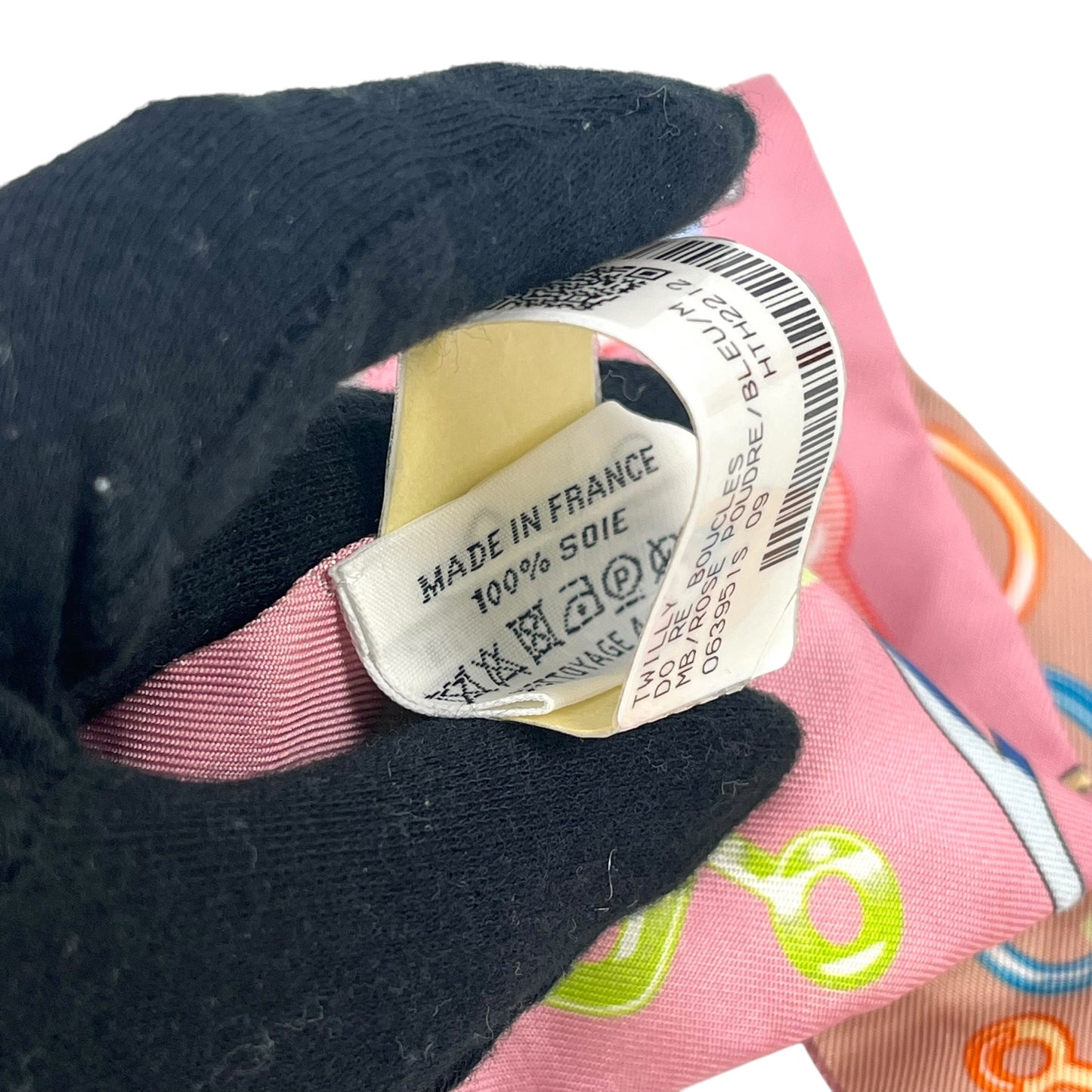 Hermès Twilly Scarf Dore Boucle - Pink, Beige, Multicolor 