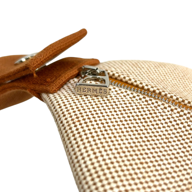 HERMES Bridesmaid Black GM Cotton Canvas Handbag - Beige 